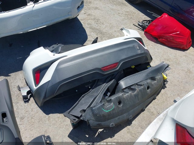 NMTKHMBX5JR036203 Toyota C-hr Xle Premium