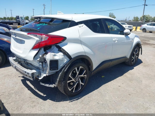 NMTKHMBX5JR036203 Toyota C-hr Xle Premium