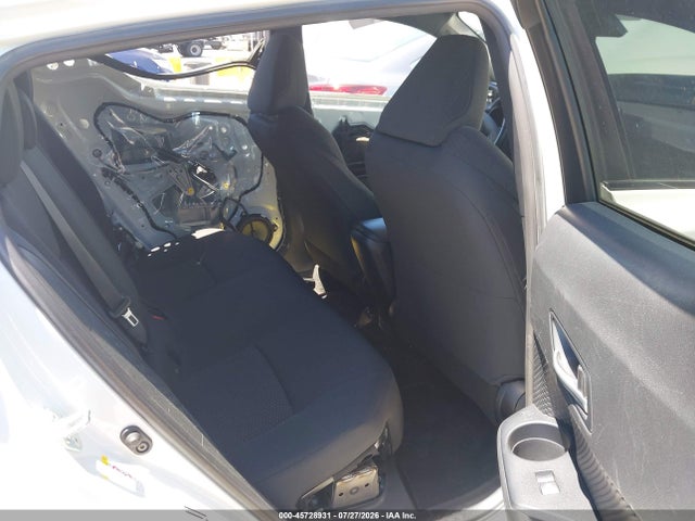 NMTKHMBX5JR036203 Toyota C-hr Xle Premium