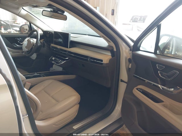 45728948 :رقم المزاد ، 5LMCJ1CA7PUL23140 vin ، 2023 Lincoln Corsair Standard مزاد بيع