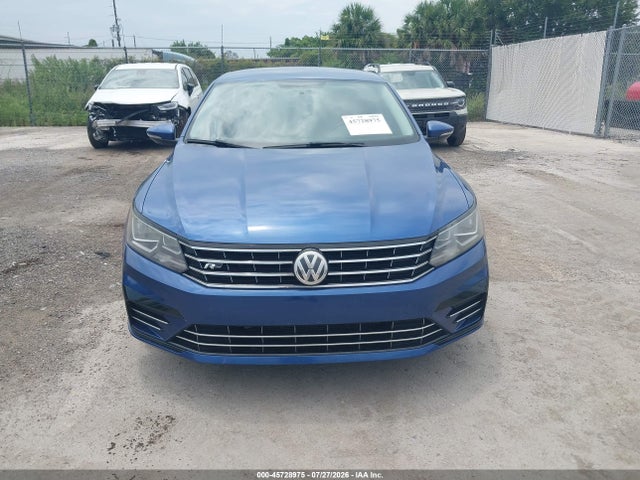 2017 Volkswagen Passat 1.8t R-line მანქანა იყიდება აუქციონზე, vin: 1VWDT7A38HC058245, აუქციონის ნომერი: 45728975