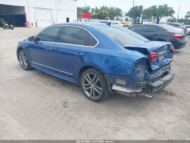 2017 Volkswagen Passat 1.8t R-line მანქანა იყიდება აუქციონზე, vin: 1VWDT7A38HC058245, აუქციონის ნომერი: 45728975