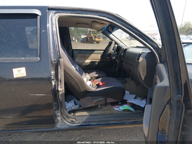 45729021 :رقم المزاد ، 1GTDT136258117098 vin ، 2005 Gmc Canyon Sle مزاد بيع