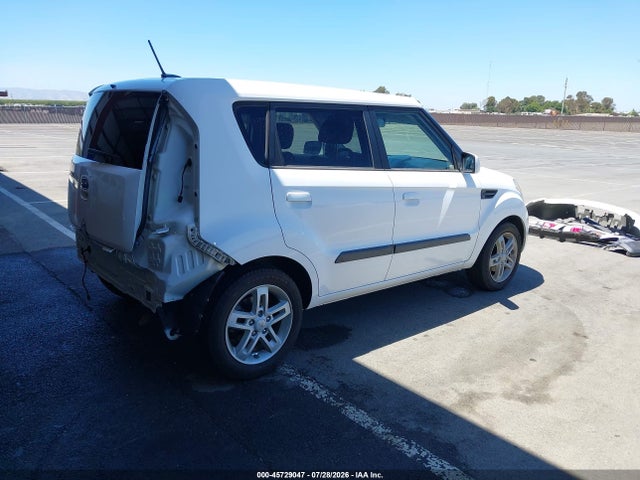 Продаж на аукціоні авто 2010 Kia Soul +, vin: KNDJT2A25A7115984, номер лоту: 45729047