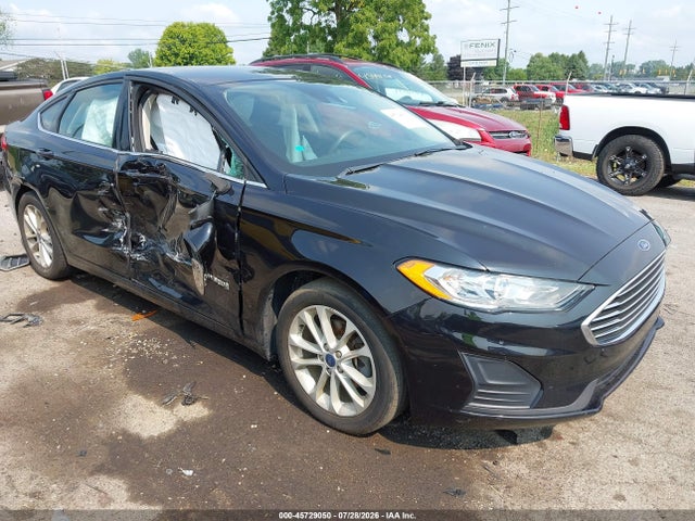 Продажа на аукционе авто 2019 Ford Fusion Hybrid Se, vin: 3FA6P0LU3KR130948, номер лота: 45729050