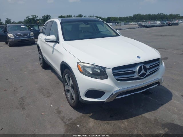 45729161 :رقم المزاد ، WDC0G4JBXGF102670 vin ، 2016 Mercedes-benz Glc 300 مزاد بيع