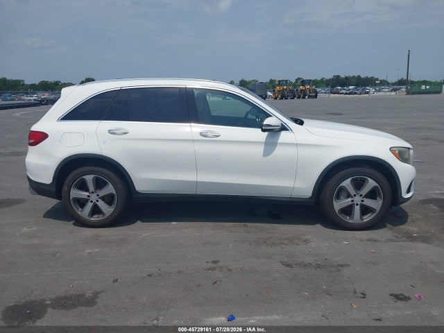 Продажа на аукционе авто 2016 Mercedes-benz Glc 300, vin: WDC0G4JBXGF102670, номер лота: 45729161