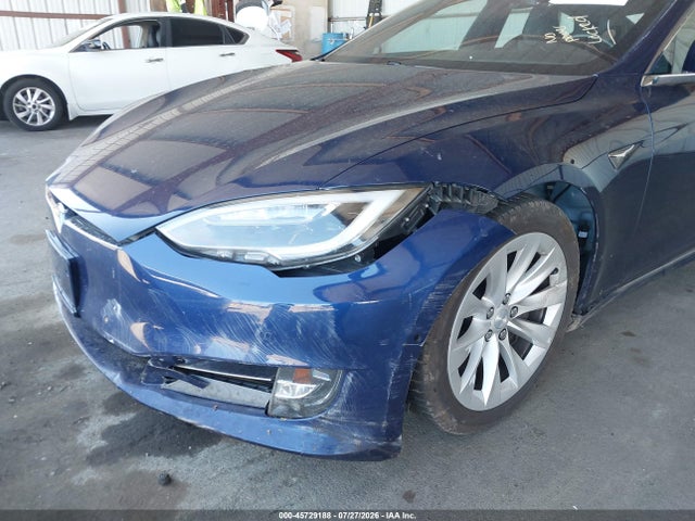 Продаж на аукціоні авто 2017 Tesla Model S 100d/60d/75d/90d/p100d, vin: 5YJSA1E25HF230278, номер лоту: 45729188