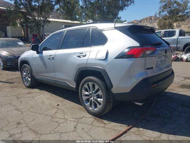 Toyota Rav4 Xle Premium 2024 2T3A1RFVXRC427561 Image 3