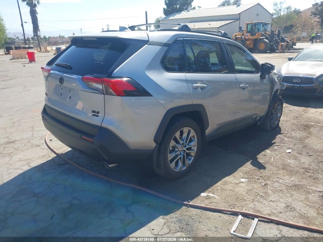 Toyota Rav4 Xle Premium 2024 2T3A1RFVXRC427561 Image 4