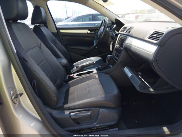 Aukcja sprzedaży 2013 Volkswagen Passat 2.5l Se, vin: 1VWBP7A35DC050321, numer aukcji: 45729208