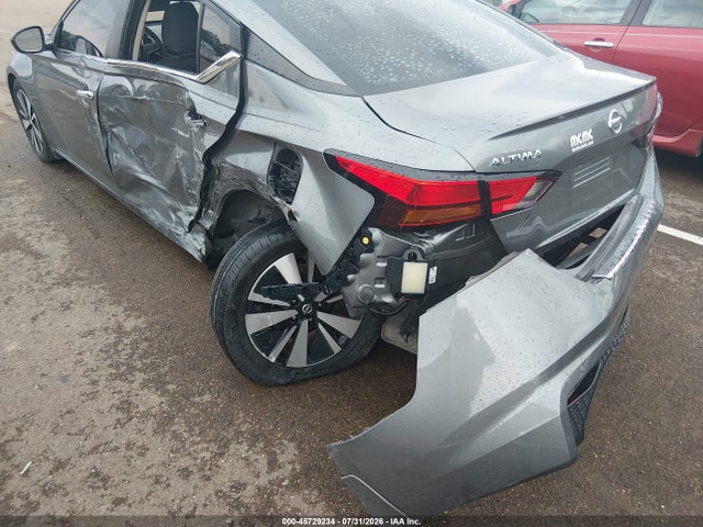 45729234 :رقم المزاد ، 1N4BL4DV1NN340450 vin ، 2022 Nissan Altima Sv Fwd مزاد بيع