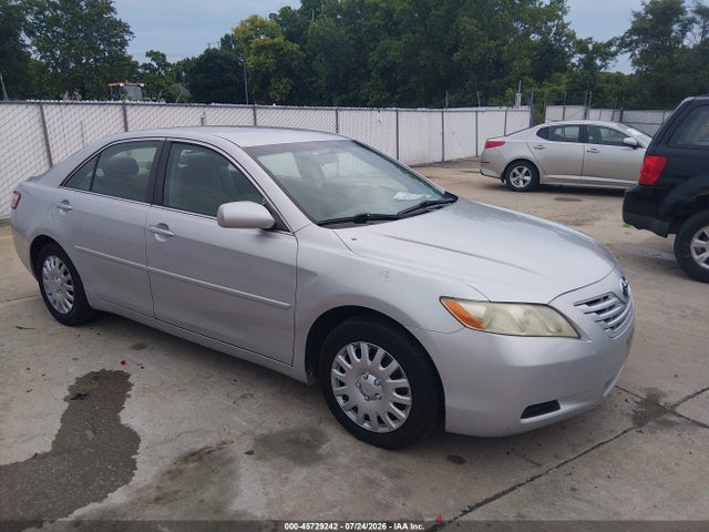 2007 Toyota Camry Le მანქანა იყიდება აუქციონზე, vin: 4T1BE46K37U592325, აუქციონის ნომერი: 45729242
