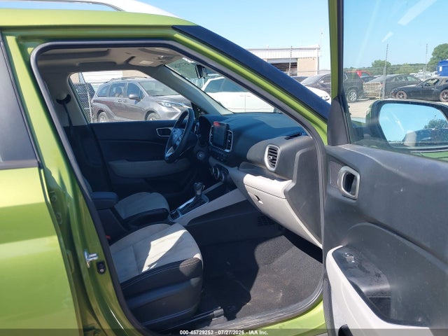 Продажа на аукционе авто 2022 Hyundai Venue Sel, vin: KMHRC8A33NU159743, номер лота: 45729252