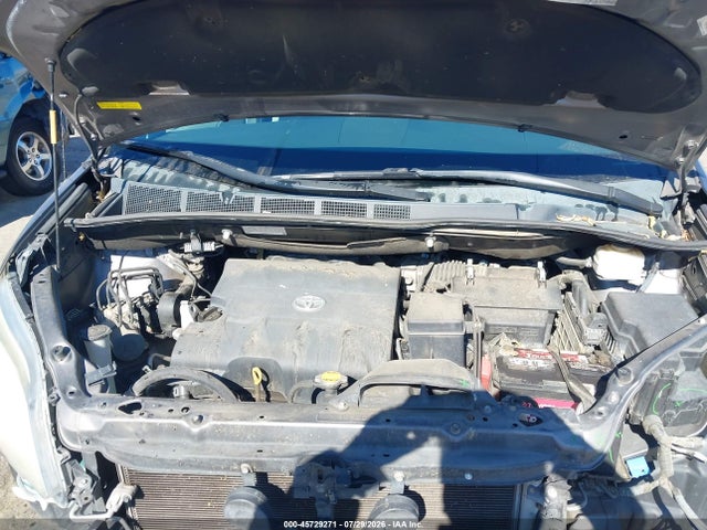 5TDKK3DC2ES446602 Toyota Sienna Le V6 8 Passenger