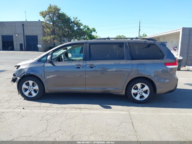 5TDKK3DC2ES446602 Toyota Sienna Le V6 8 Passenger