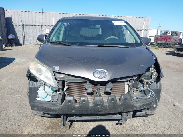5TDKK3DC2ES446602 Toyota Sienna Le V6 8 Passenger