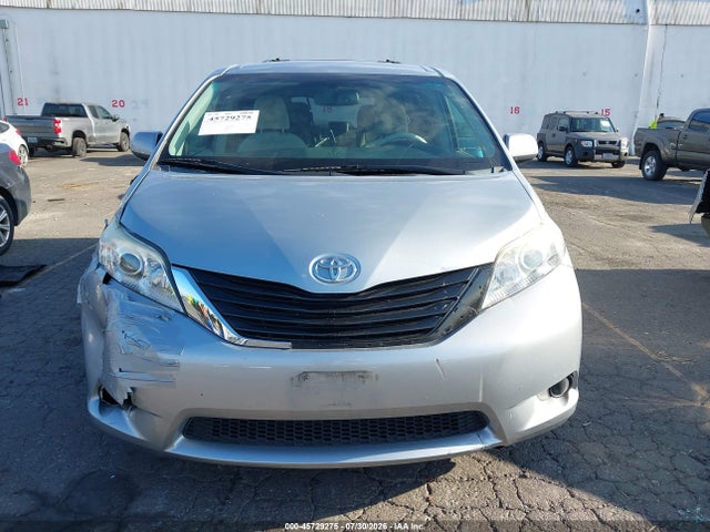 45729275 :رقم المزاد ، 5TDJK3DC8ES089129 vin ، 2014 Toyota Sienna Le 7 Passenger مزاد بيع