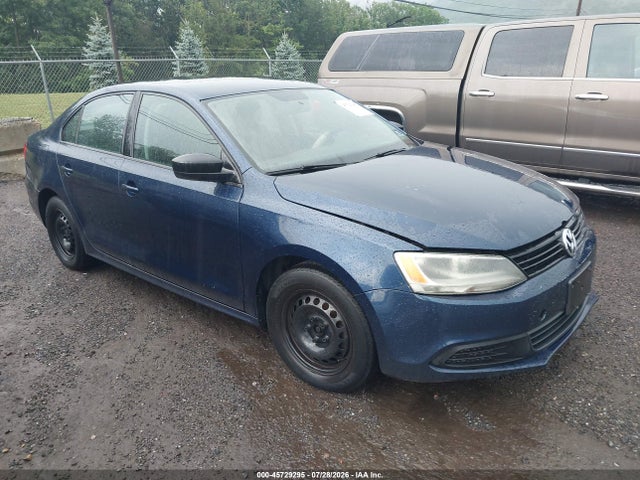 2013 Volkswagen Jetta 2.0l S მანქანა იყიდება აუქციონზე, vin: 3VW2K7AJXDM206770, აუქციონის ნომერი: 45729295