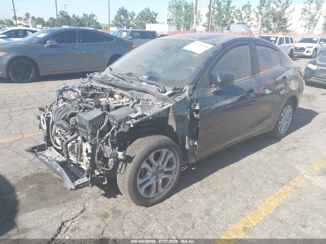 3MYDLBYV6JY317780 Toyota YARIS IA