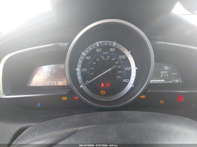 3MYDLBYV6JY317780 Toyota YARIS IA