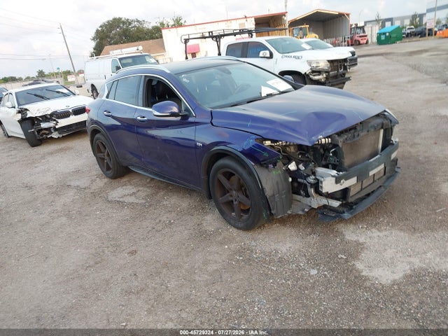45729324 :رقم المزاد ، SJKCH5CP3HA020189 vin ، 2017 Infiniti Qx30 Premium مزاد بيع