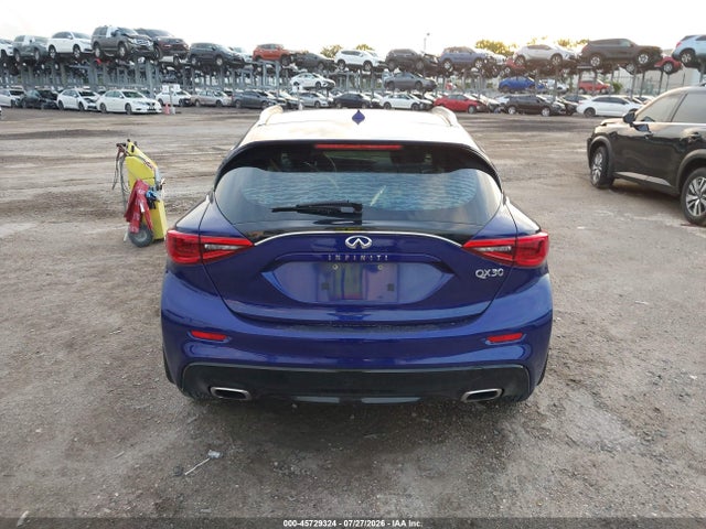 45729324 :رقم المزاد ، SJKCH5CP3HA020189 vin ، 2017 Infiniti Qx30 Premium مزاد بيع