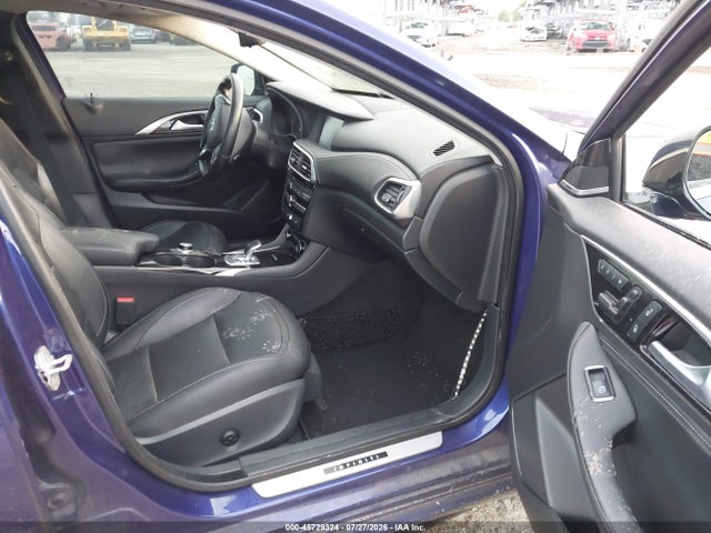 45729324 :رقم المزاد ، SJKCH5CP3HA020189 vin ، 2017 Infiniti Qx30 Premium مزاد بيع