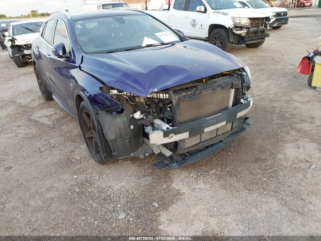 45729324 :رقم المزاد ، SJKCH5CP3HA020189 vin ، 2017 Infiniti Qx30 Premium مزاد بيع