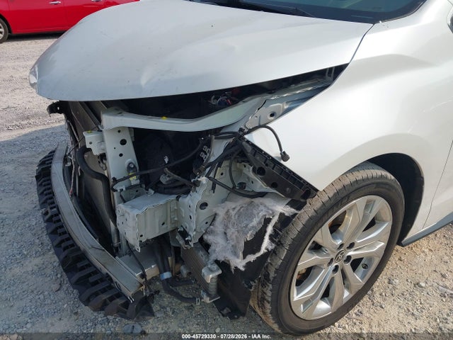 Toyota Sienna Platinum 2022 5TDERKEC4NS085598 Image 21