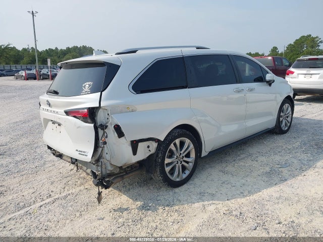 Toyota Sienna Platinum 2022 5TDERKEC4NS085598 Image 4