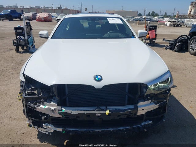 WBAJA5C5XJWA56595 BMW 530I