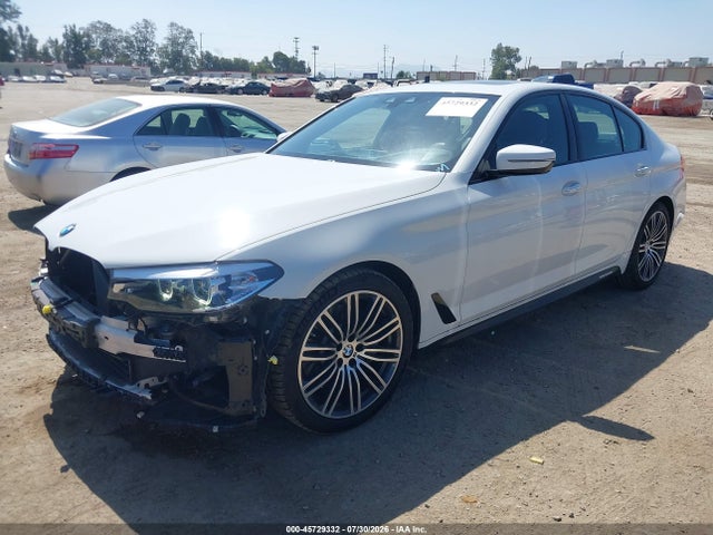 WBAJA5C5XJWA56595 BMW 530I