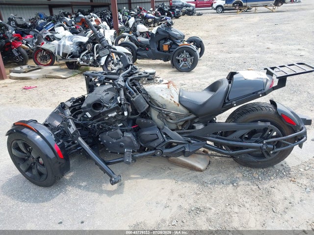 2BXRDDE25LV000218 Can-Am Spyder Roadster F3