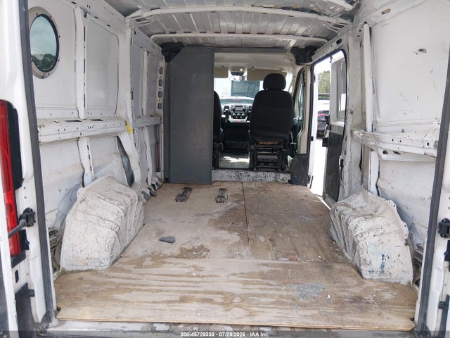 45729339 :رقم المزاد ، 3C6LRVAG6ME520090 vin ، 2021 Ram Promaster 1500 Low Roof 136 Wb مزاد بيع