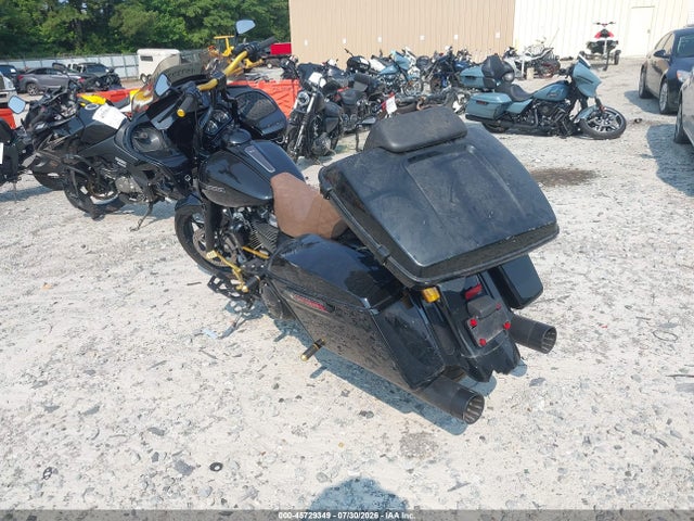 Harley-Davidson FLTRXS 2020 1HD1KTP12LB612576 Image 3