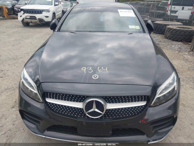 2019 Mercedes-benz C 300 4matic მანქანა იყიდება აუქციონზე, vin: WDDWJ8EB1KF780970, აუქციონის ნომერი: 45729364