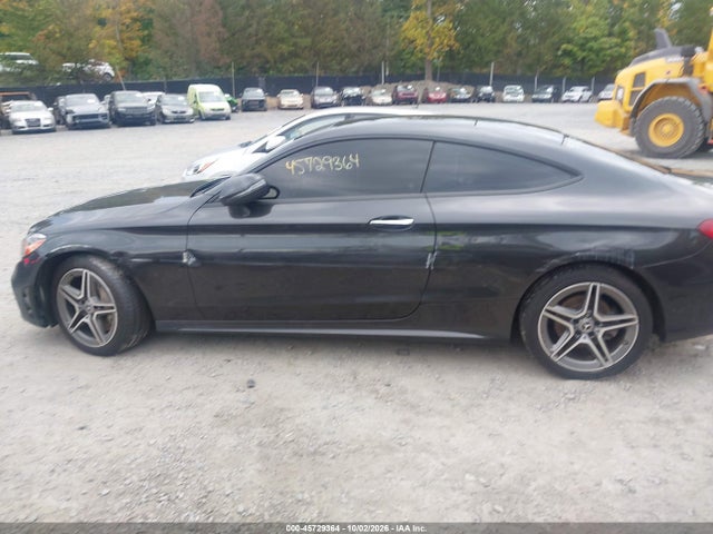2019 Mercedes-benz C 300 4matic მანქანა იყიდება აუქციონზე, vin: WDDWJ8EB1KF780970, აუქციონის ნომერი: 45729364