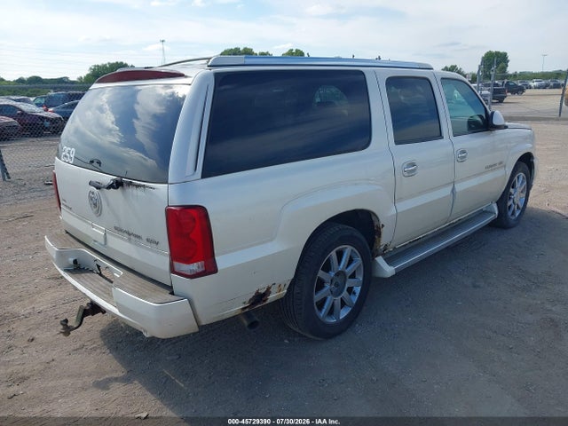 Продажа на аукционе авто 2006 Cadillac Escalade Esv Standard, vin: 3GYFK66N16G185734, номер лота: 45729390