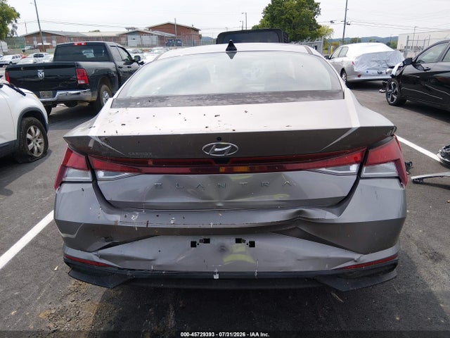Hyundai ELANTRA SEL 2022 KMHLM4AG5NU325629 Image 17