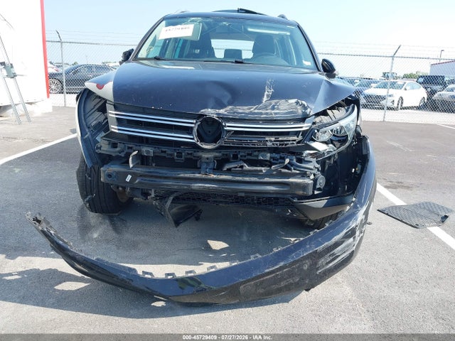 2014 Volkswagen Tiguan Sel მანქანა იყიდება აუქციონზე, vin: WVGBV3AX3EW542488, აუქციონის ნომერი: 45729409