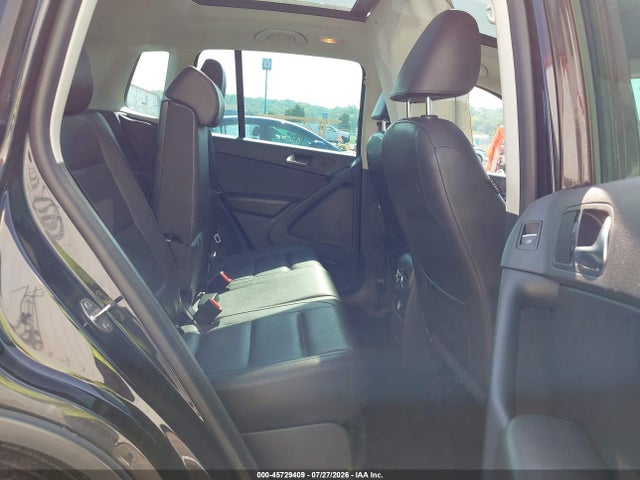 2014 Volkswagen Tiguan Sel მანქანა იყიდება აუქციონზე, vin: WVGBV3AX3EW542488, აუქციონის ნომერი: 45729409
