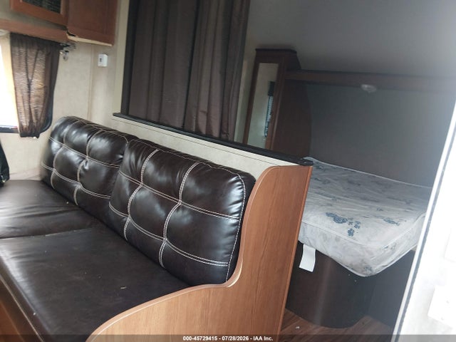 Продаж на аукціоні авто 2016 Forest River Wildwood, vin: 4X4TWDB23G7350610, номер лоту: 45729415