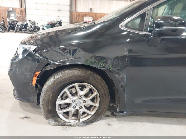 45729430 :رقم المزاد ، 2C4RC1BG7MR592944 vin ، 2021 Chrysler Pacifica Touring L مزاد بيع