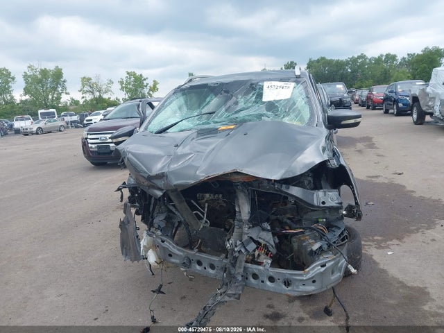 45729475 :رقم المزاد ، 1FMCU0J90FUA68648 vin ، 2015 Ford Escape Titanium مزاد بيع