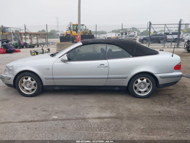 1999 Mercedes-benz Clk 320 მანქანა იყიდება აუქციონზე, vin: WDBLK65G4XT009422, აუქციონის ნომერი: 45729482