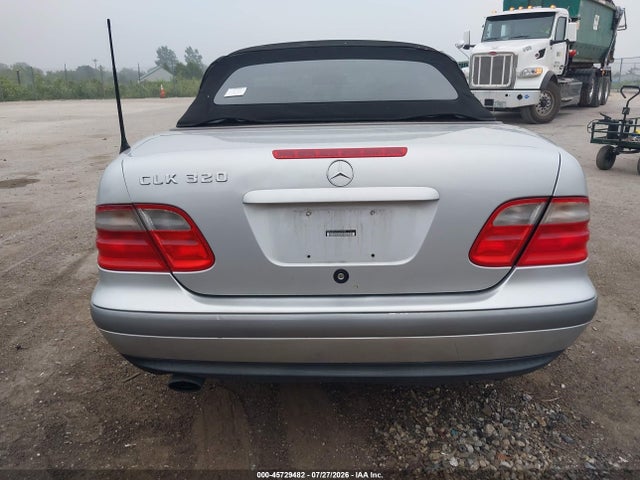 1999 Mercedes-benz Clk 320 მანქანა იყიდება აუქციონზე, vin: WDBLK65G4XT009422, აუქციონის ნომერი: 45729482