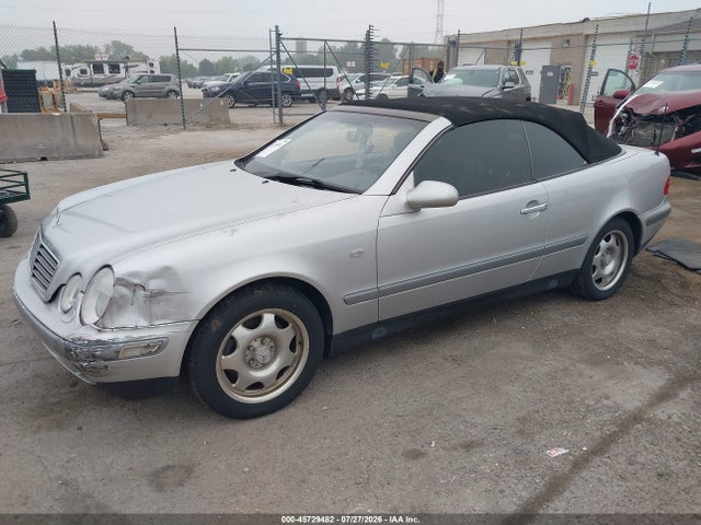 1999 Mercedes-benz Clk 320 მანქანა იყიდება აუქციონზე, vin: WDBLK65G4XT009422, აუქციონის ნომერი: 45729482