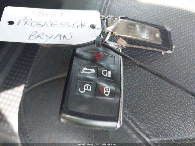 Продажа на аукционе авто 2023 Land Rover Defender 110 S, vin: SALEJEEX8P2123686, номер лота: 45729496