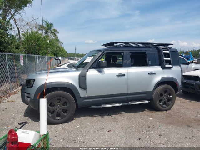 Продажа на аукционе авто 2023 Land Rover Defender 110 S, vin: SALEJEEX8P2123686, номер лота: 45729496